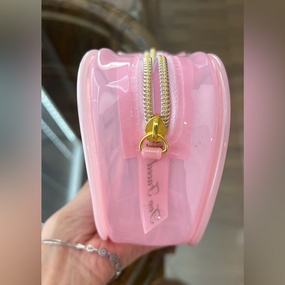 TOO Faced Zip Up Heart , new - Picture 2 of 6